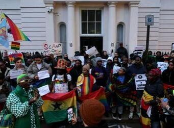 Ghana : la Cour suprême valide le projet de loi anti-LGBT+