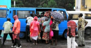 Pluies diluviennes à Kinshasa : Le prix du transport sur la ligne Zando-Upn hausse jusqu’à 10.000 FC