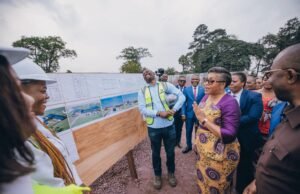 Kinshasa : Judith Suminwa inspecte le site en construction devant abriter le Centre Mosala